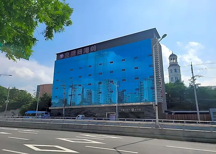 Hotel Tj 3*