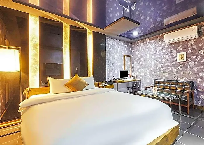 Hotel Tj
