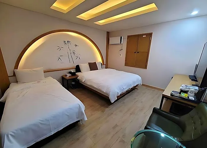 Tj Hotel